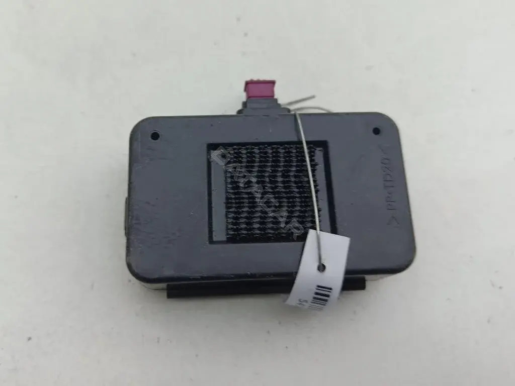 Блок центрального замка AH4215K602BC