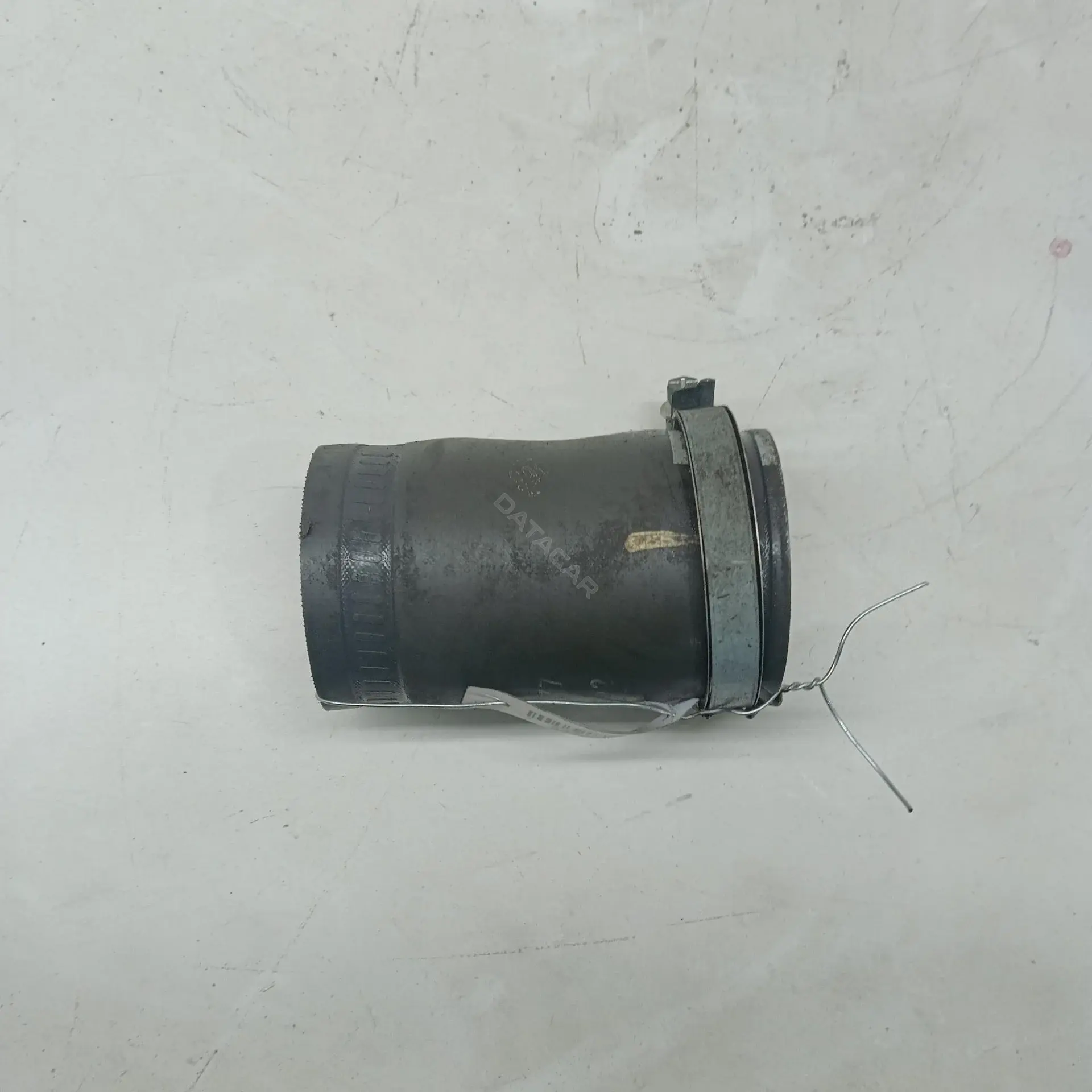 Патрубок интеркулера AV616C750AE