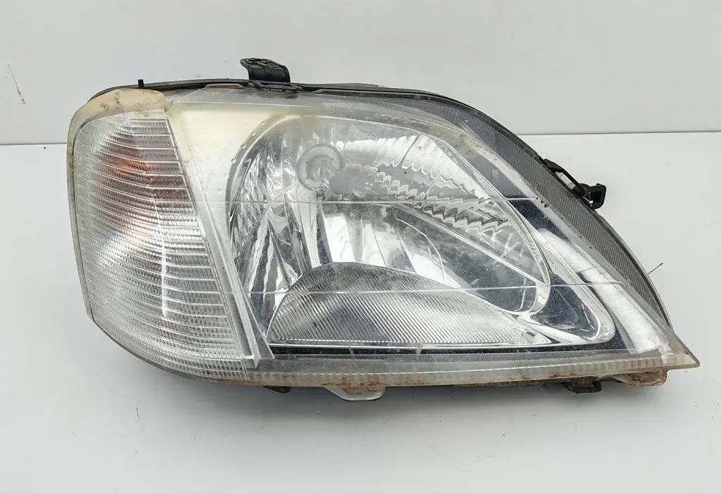 Фары 8200211006