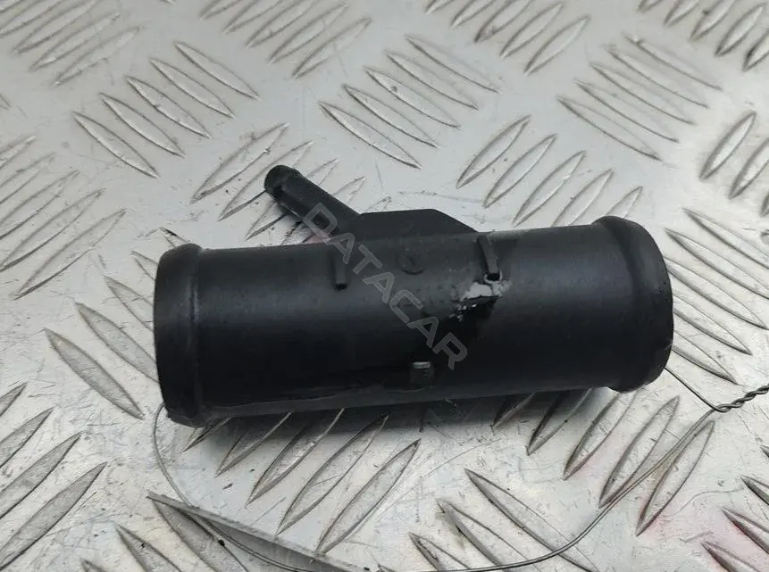 Фланец охлаждающей жидкости 1C0121438A