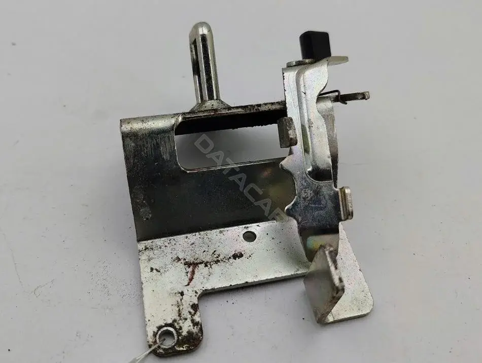 Ответная часть (скоба) замка двери 1Z9827511C