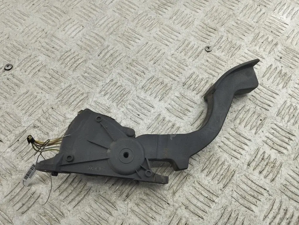 Педаль газа 4M519F836AK