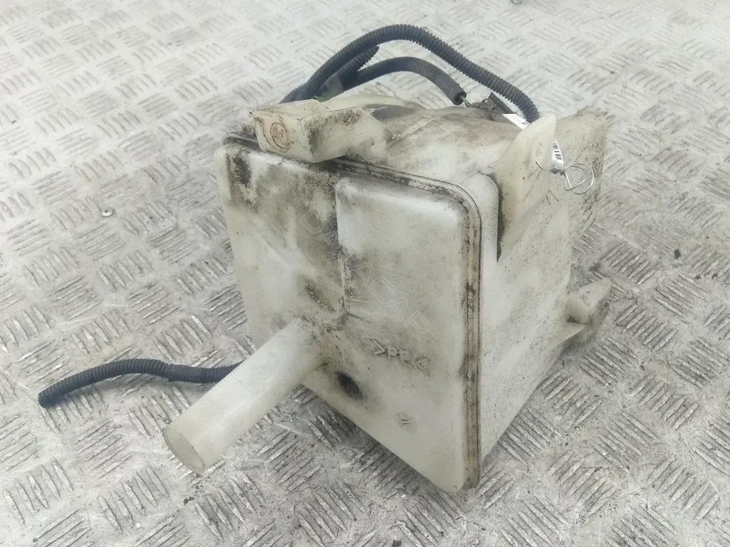 Бачок омывателя 53624052