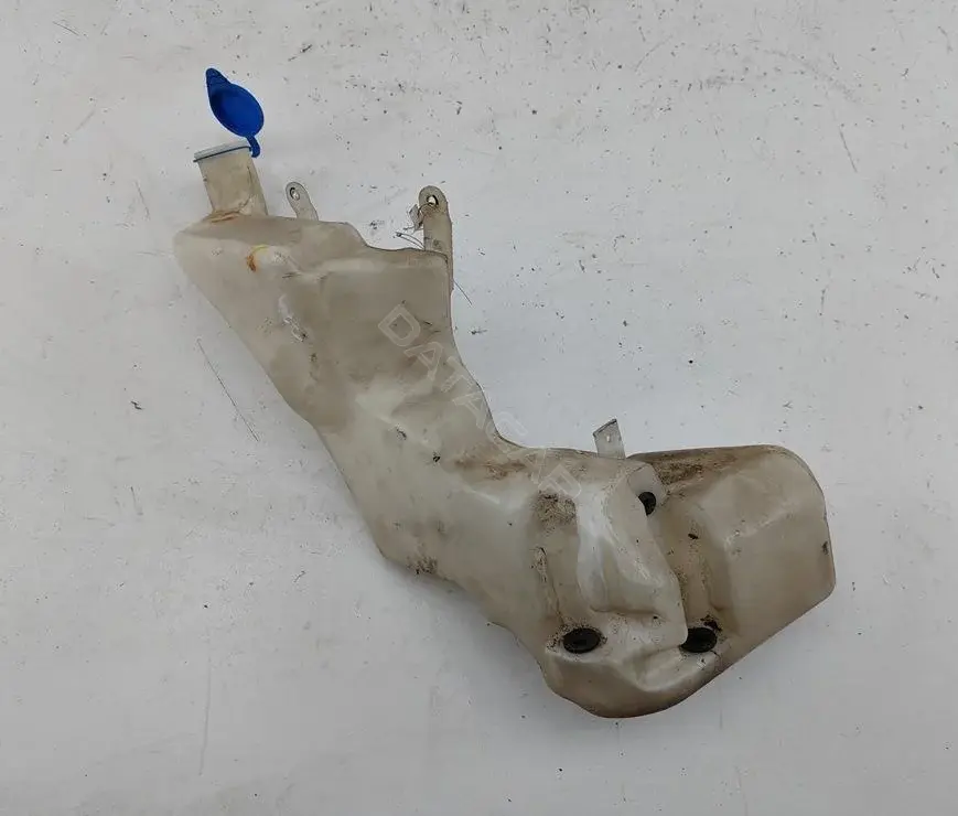 Бачок омывателя 4D0955451D