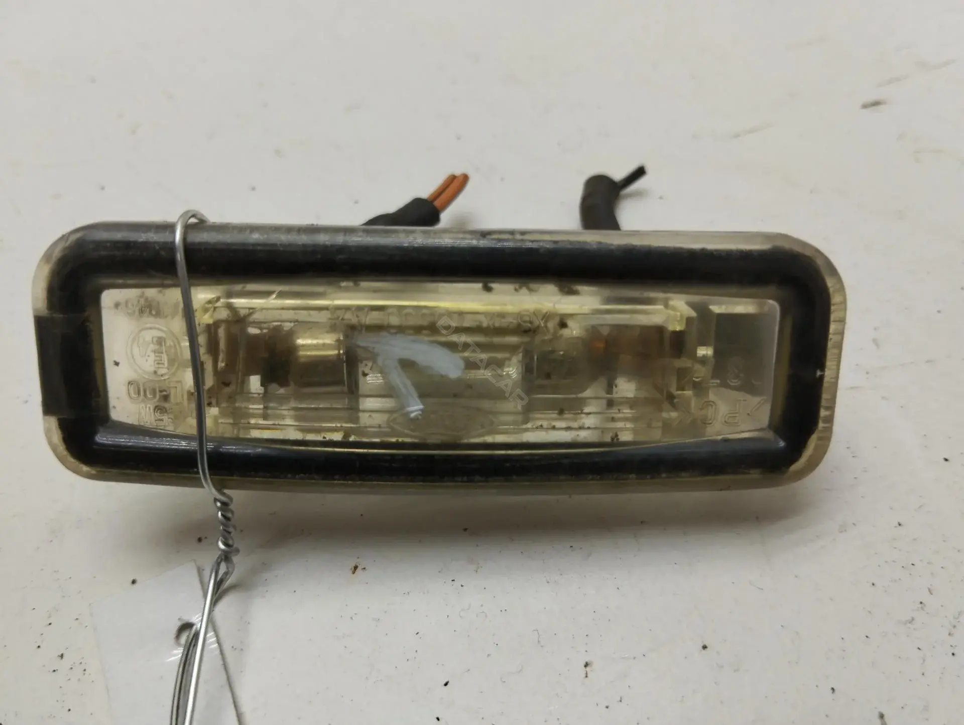 Фонарь подсветки номерного знака XS4X10550AH