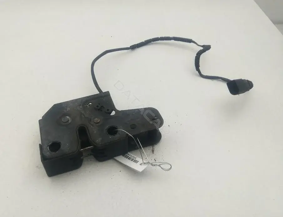 Замок капота 5P1823509
