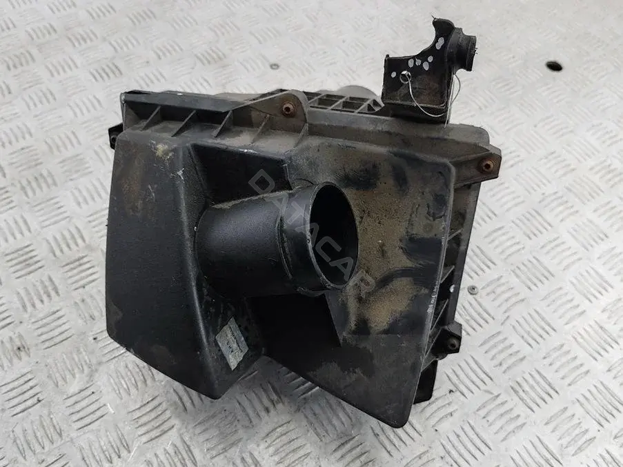 Корпус воздушного фильтра 7M519600