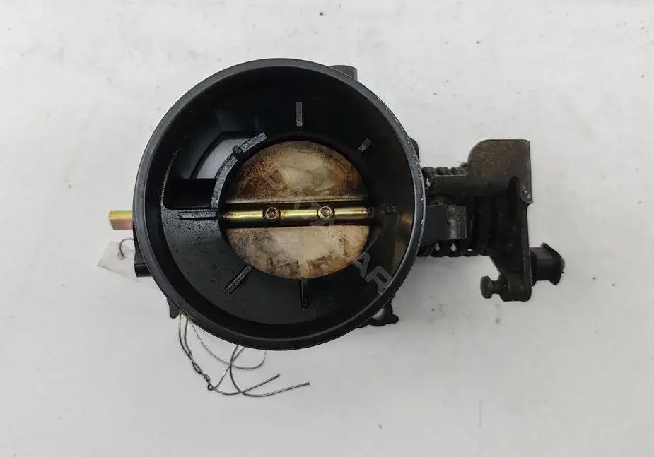 Дроссельная заслонка YL8UED010130G3