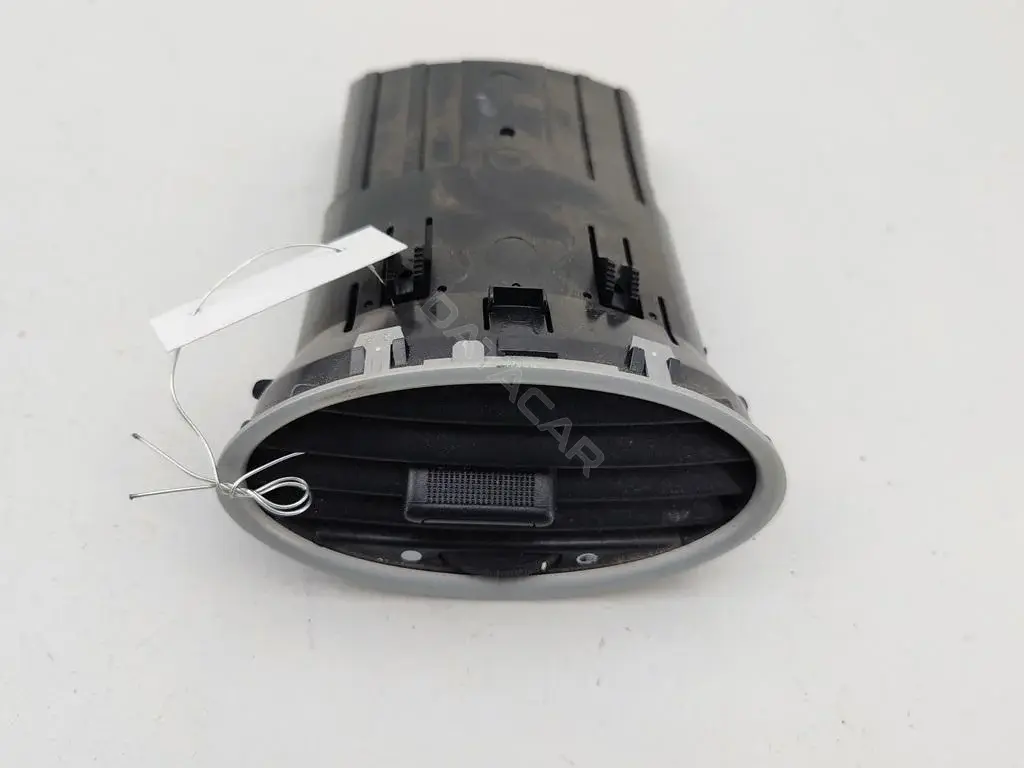 Дефлектор обдува салона 4M51A014L21AD