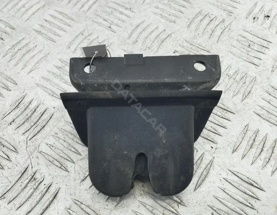 Замок крышки багажника 4B9827520