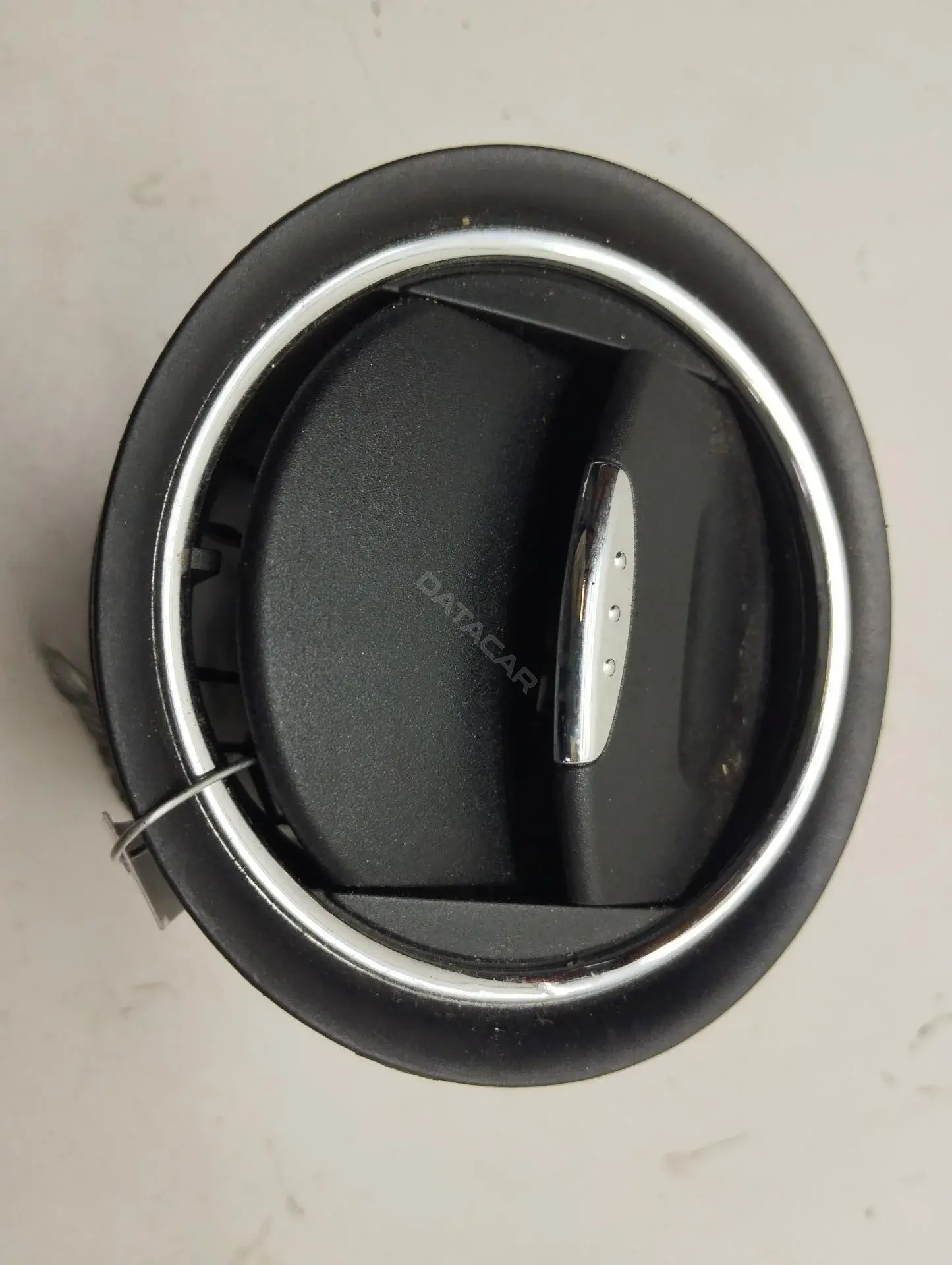 Дефлектор обдува салона 6M21U018B09ADW