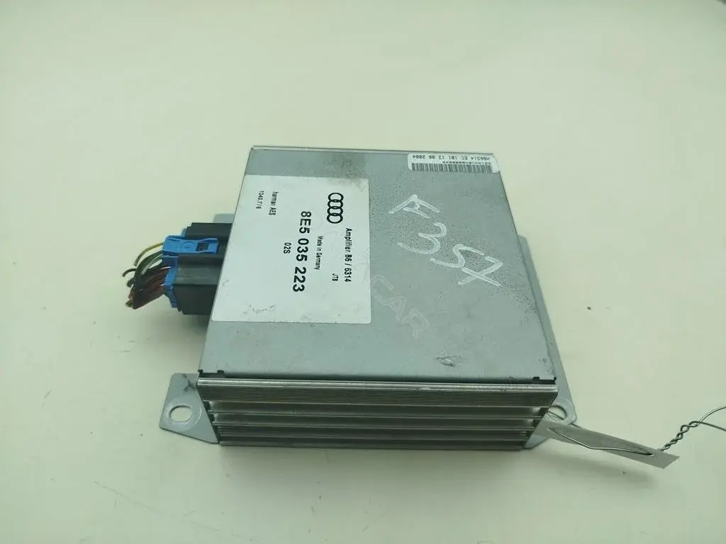 Усилитель музыкальный 8E5035223