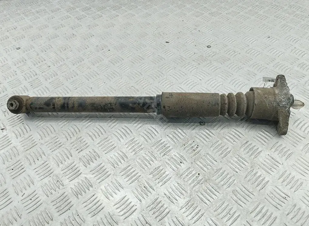 Амортизаторы 4B0513031R