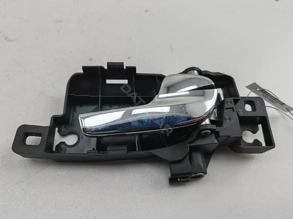 Ручка двери 6M21U22600