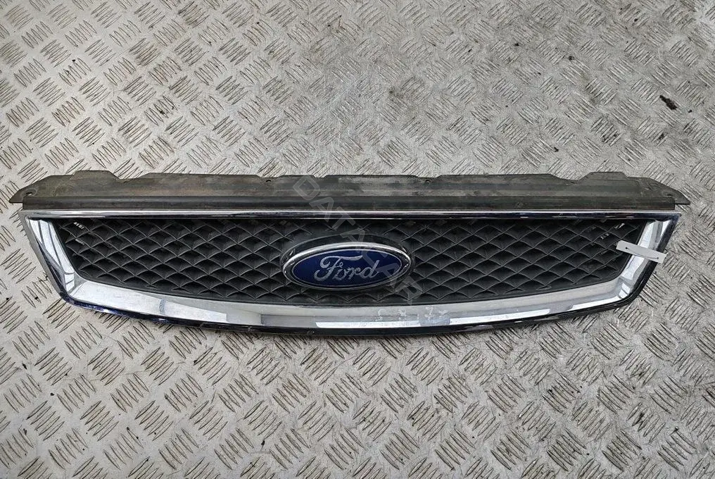 Решетка радиатора 4M518200CE