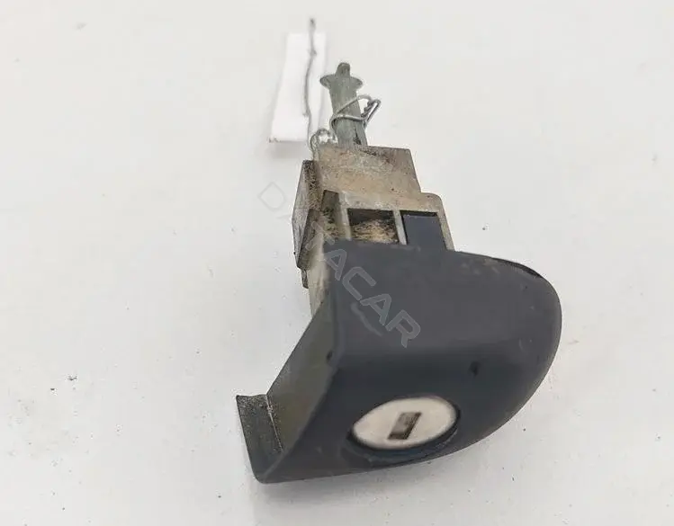 Личинка замка двери 8253477