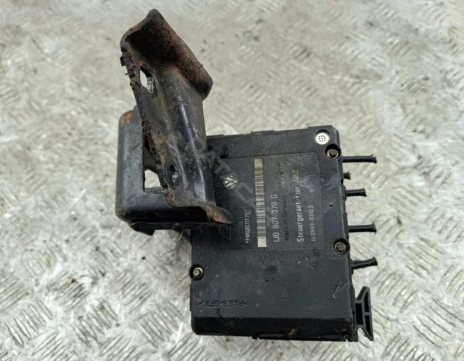 Блок управления АБС 1J0907379G