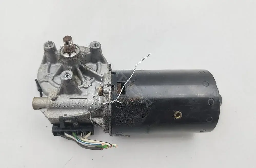 Мотор стеклоочистителя XS4117508BB