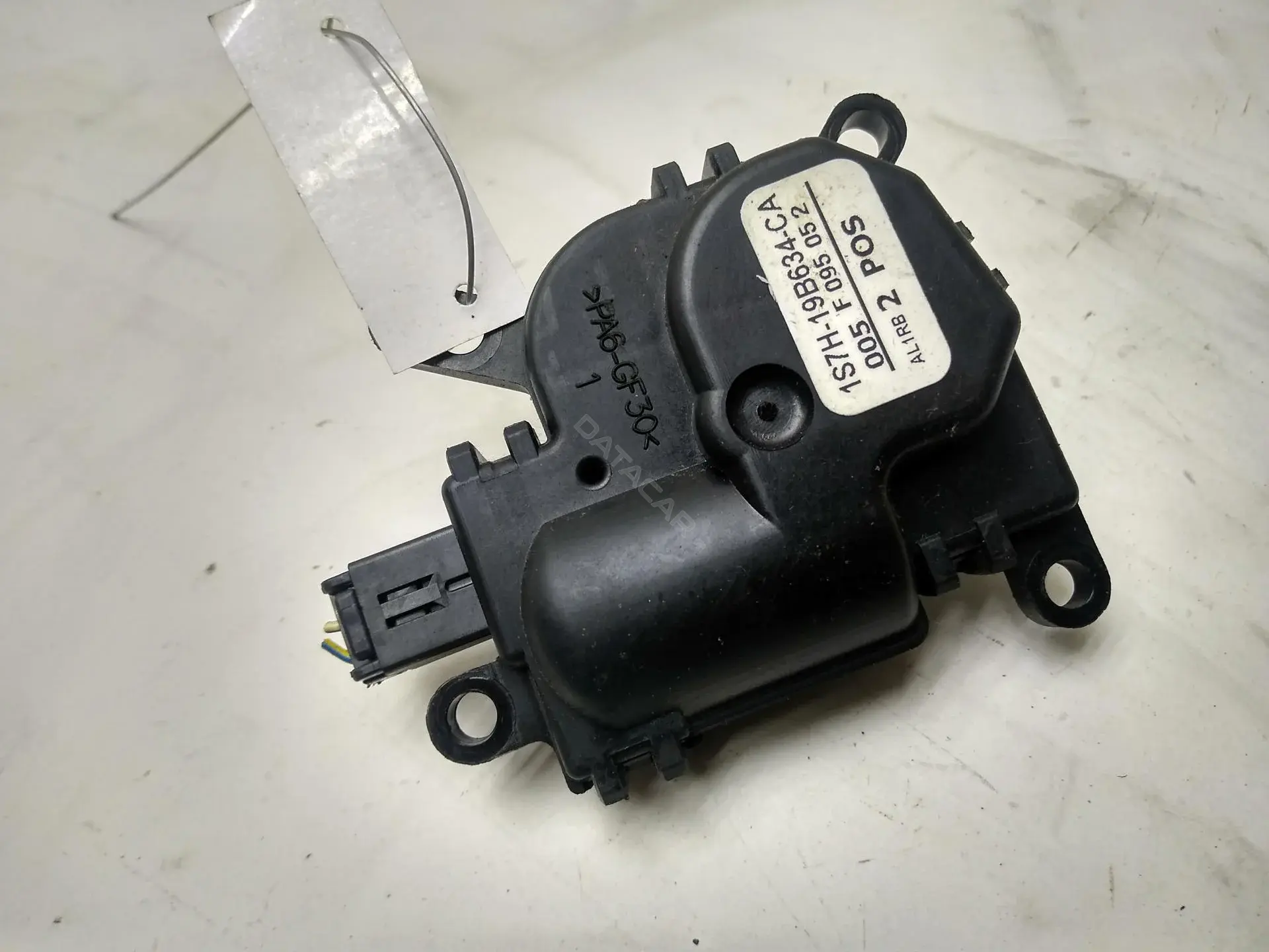 Мотор заслонки печки 1S7H19B634CA