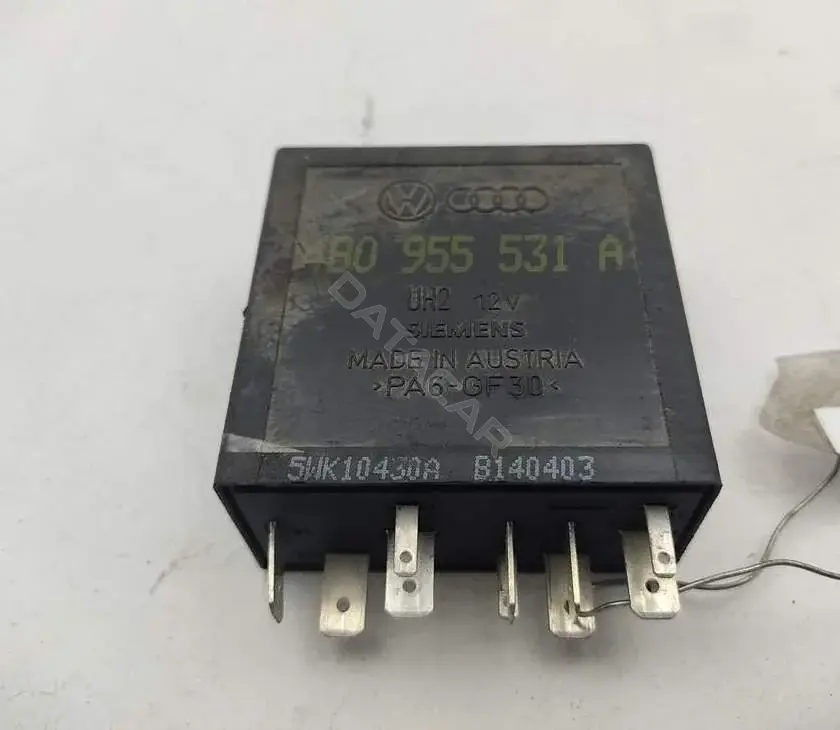 Реле стеклоочистителя 4B0955531A
