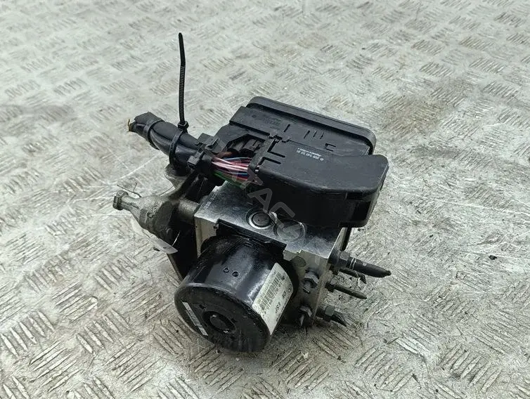 Блок управления АБС 2049012400