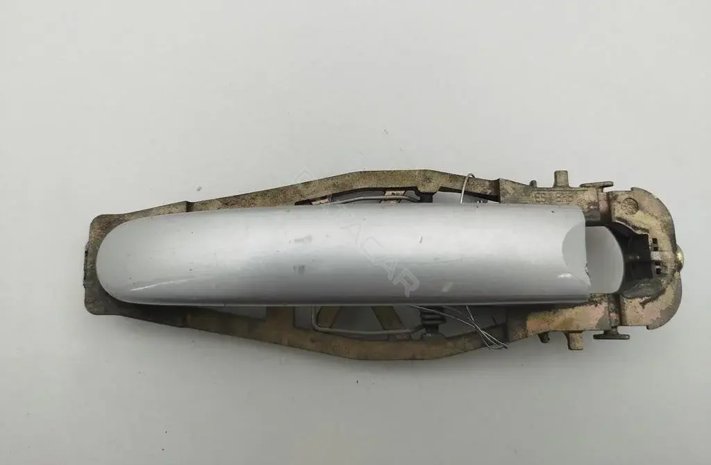 Ручка двери 1T0837885