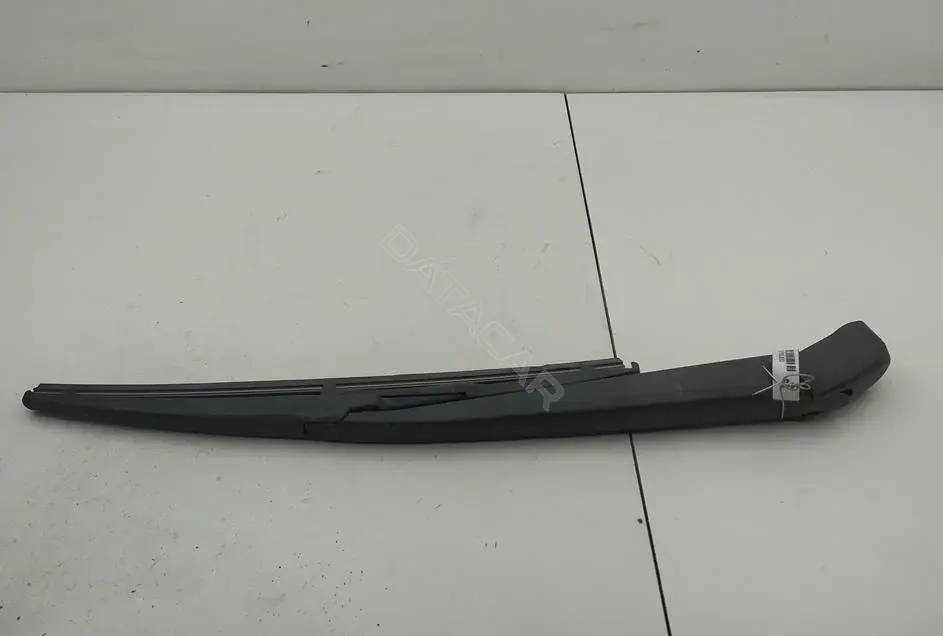 Рычаг стеклоочистителя G21B-67-421