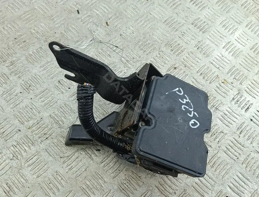 Блок управления АБС 476601H20A