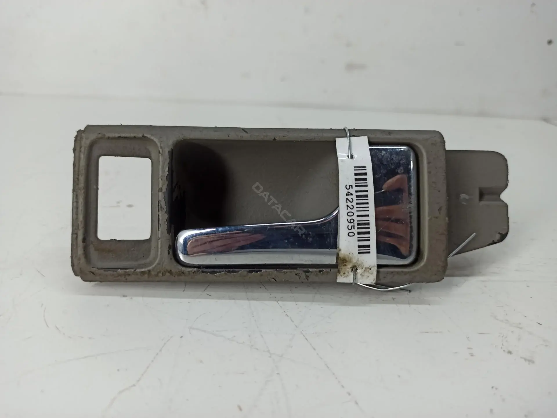 Ручка двери 4A0837020A