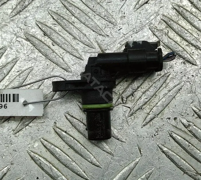 Датчик распредвала 04C907601A