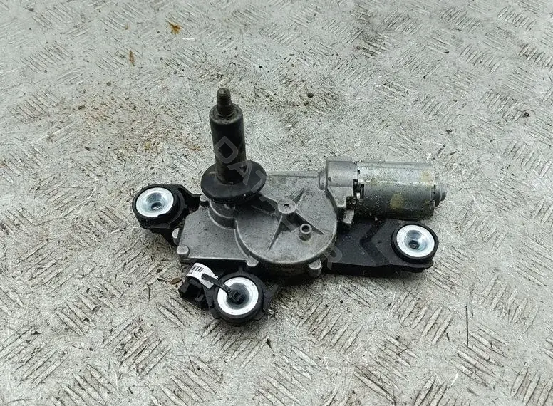 Мотор стеклоочистителя 3M51R17K441A