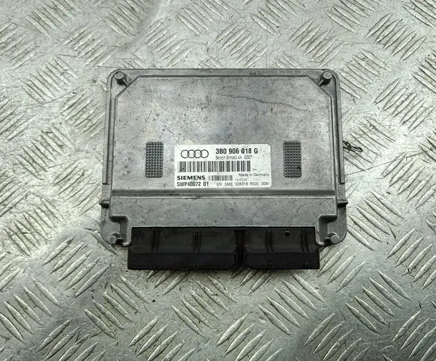 Блок управления двигателем 3B0906018G, 5WP4007201
