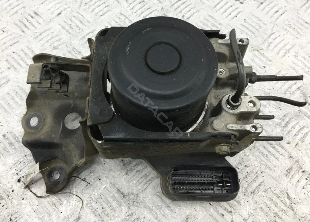 Блок управления АБС 44540-42100 89541-42220 133800-7970