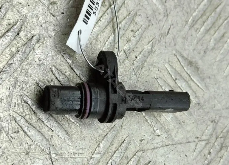 Датчик распредвала 04L907601