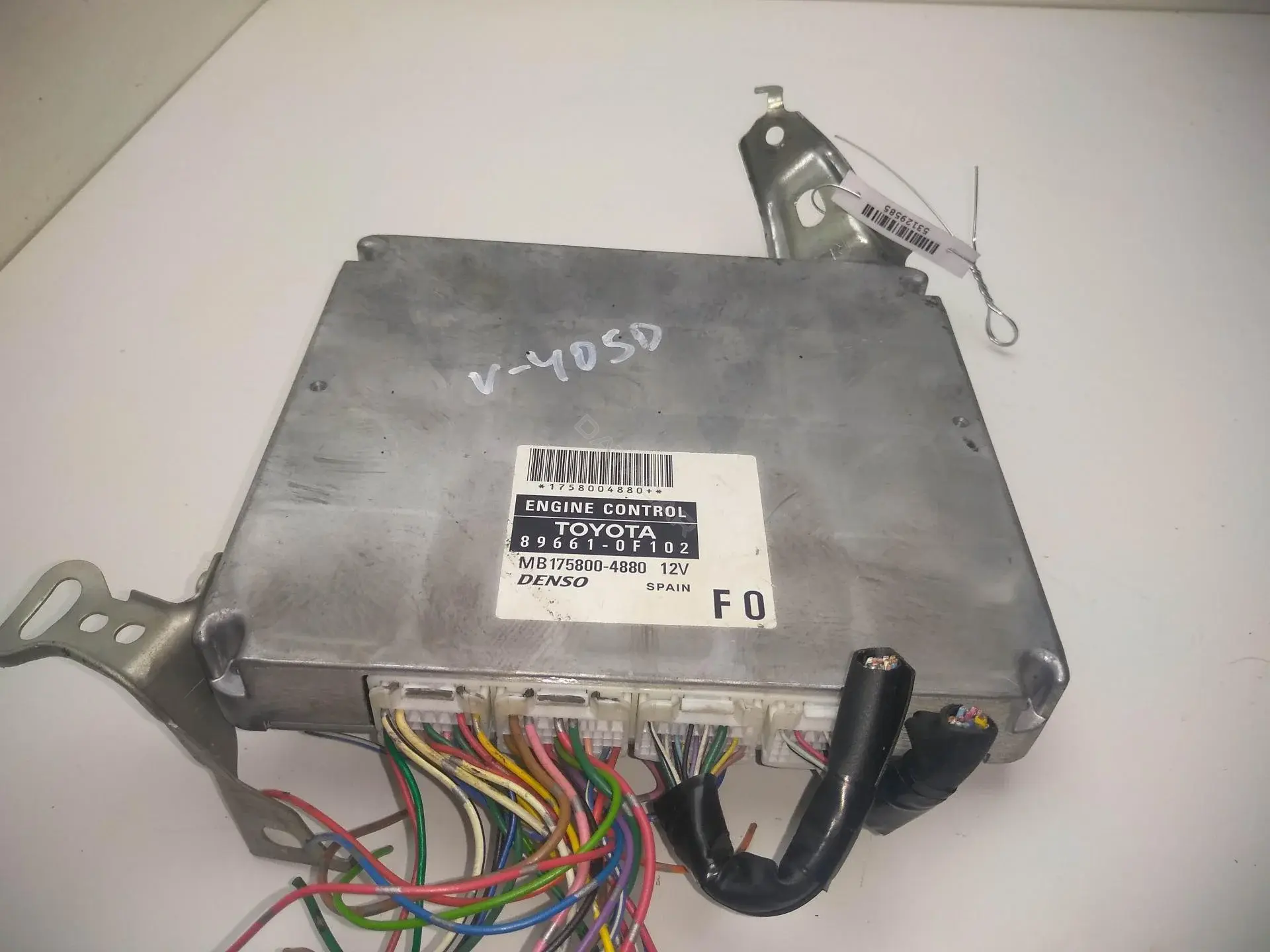 Блок управления двигателем 89661-0F102