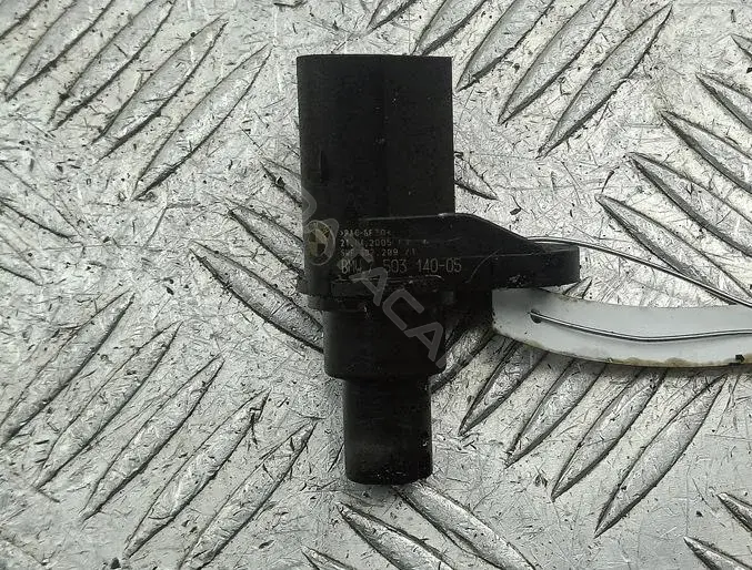 Датчик коленвала 7503140