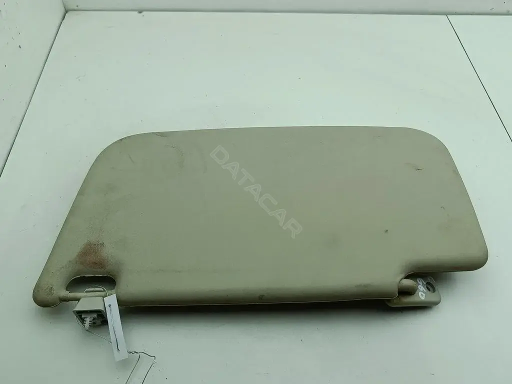Козырек солнцезащитный 09184631