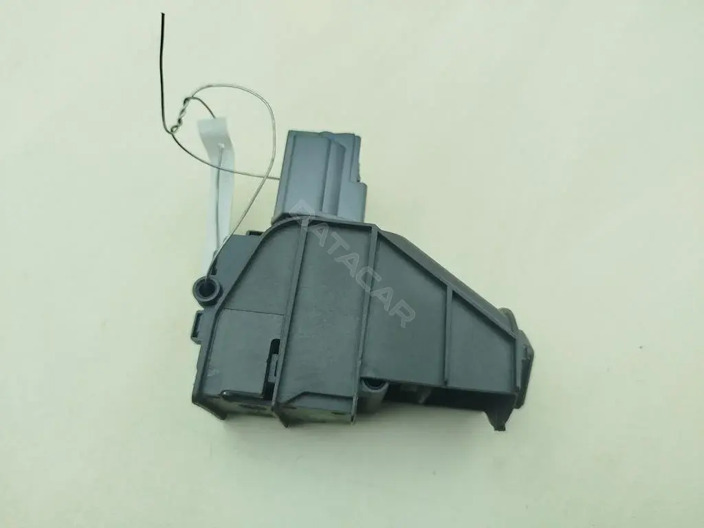 Актуатор лючка топливного бака 6M21220A20AD
