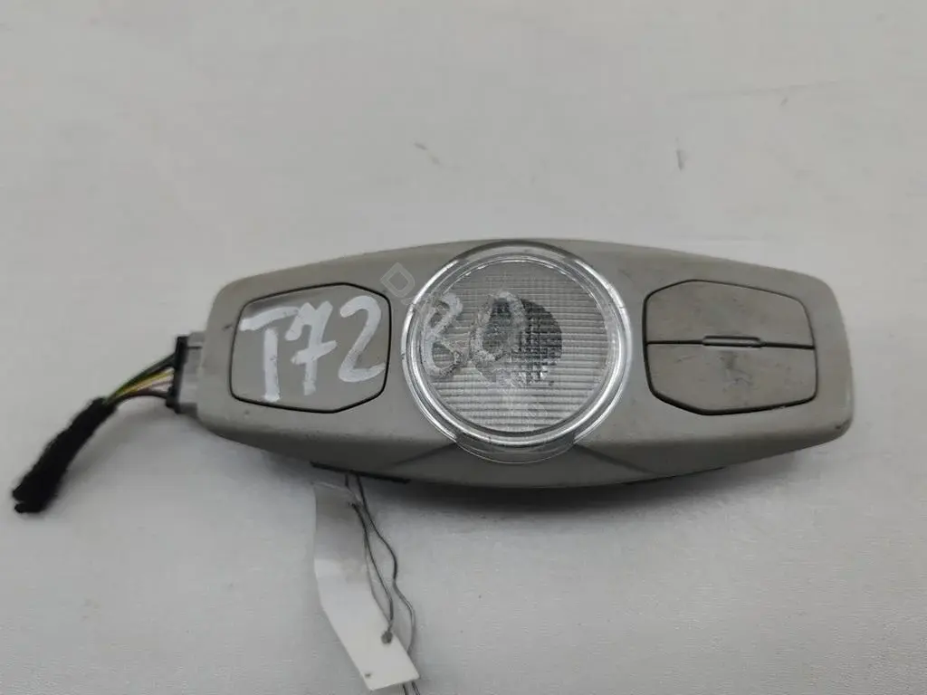Плафон освещения салона BS7113K767BD