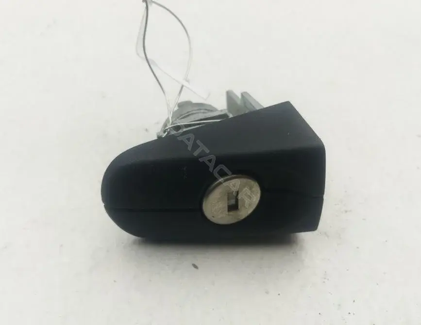 Личинка замка двери 3M5AR21990