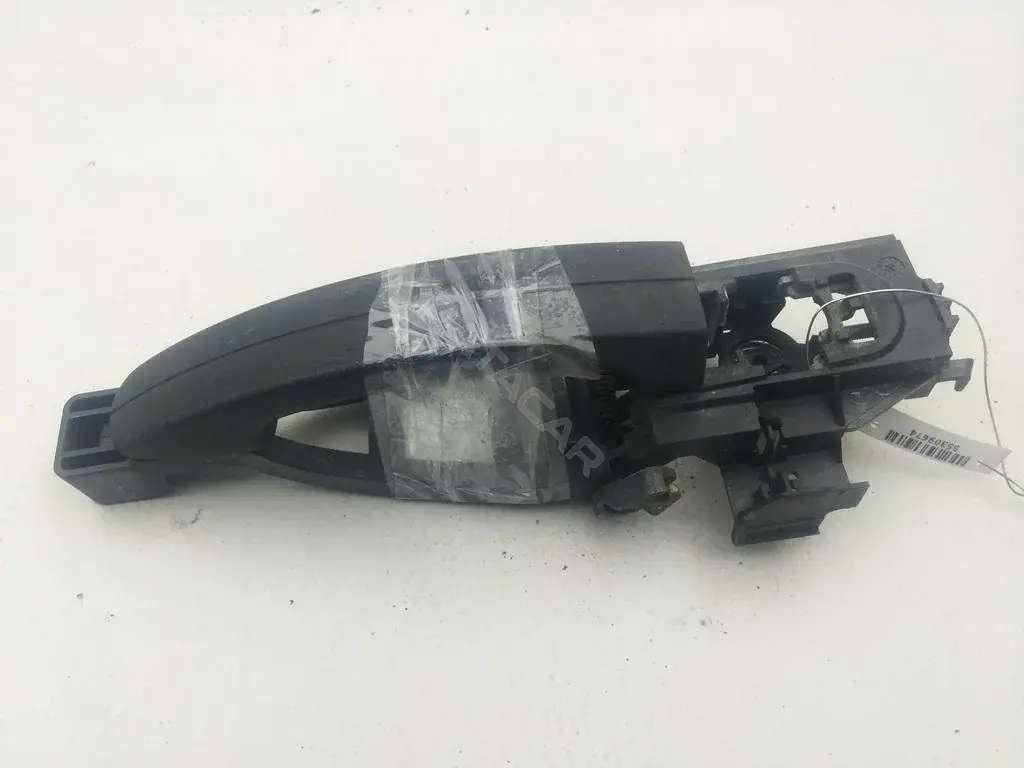 Ручка двери 3M51R224A36AD