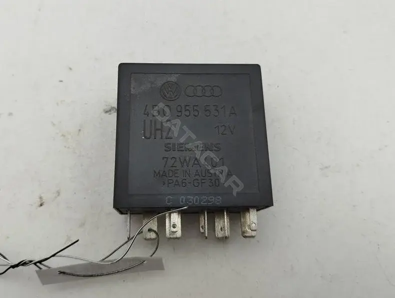 Реле стеклоочистителя 4B0955531A