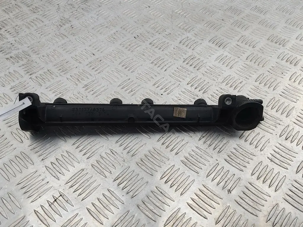 Топливная рейка 06A133317A