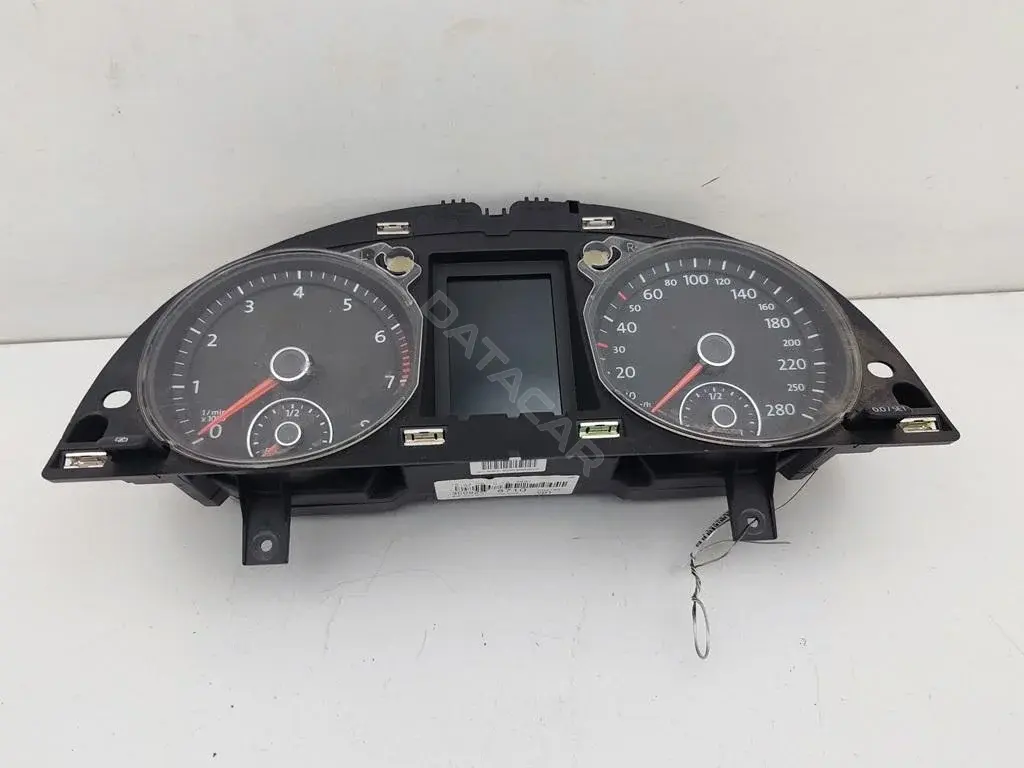 Панель приборов 3C0920871Q