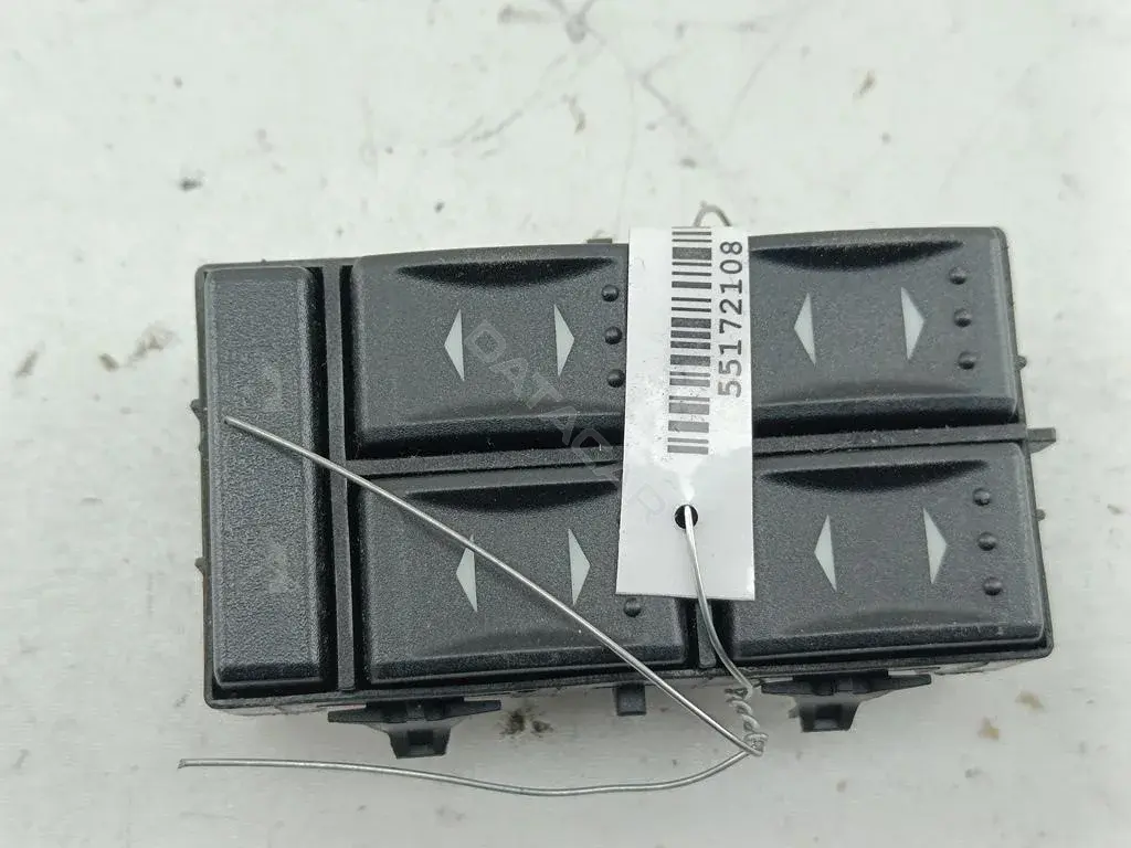 Кнопка стеклоподъемника 3s7t14a132ba
