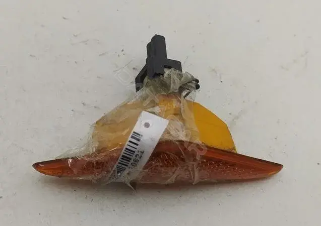 Повторитель передний XS4H3K354A