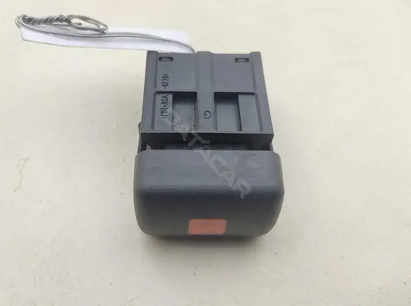 Кнопка аварийки 90589897