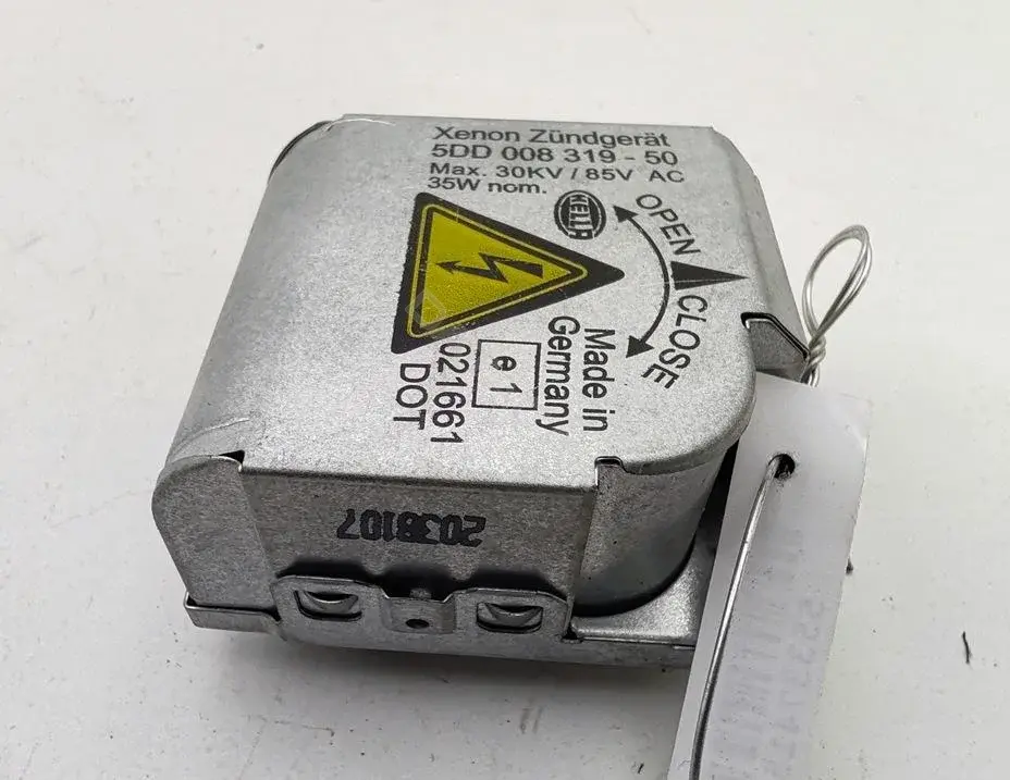 Блок розжига ксенона 5DD00831950