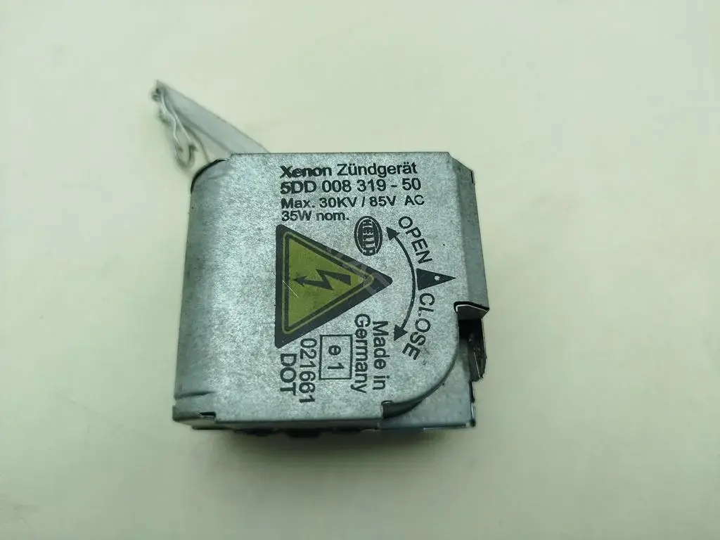 Блок розжига ксенона 5DD00831950