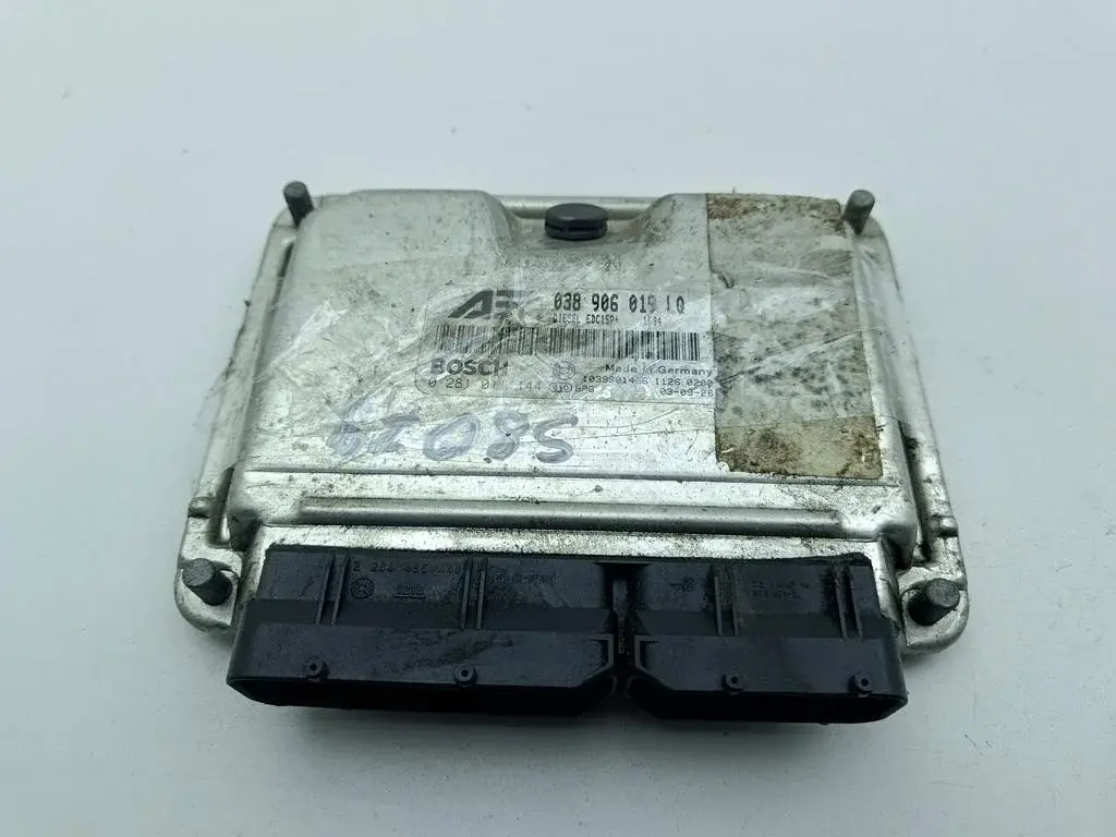 Блок управления двигателем 038906019LQ